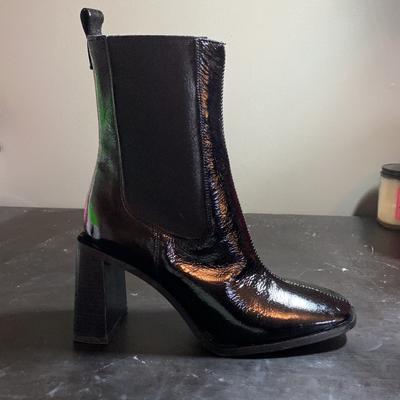 L’Intervalle Black Patent Midi Boots - Picture 2 of 7